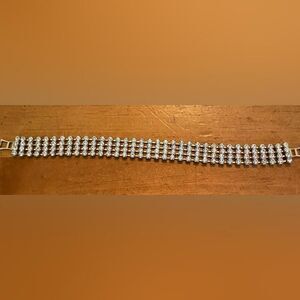 Gold Tone Rhinestone Tennis Bracelet Womens Box Clasp 6.5 Inch Sparkle Jewelry